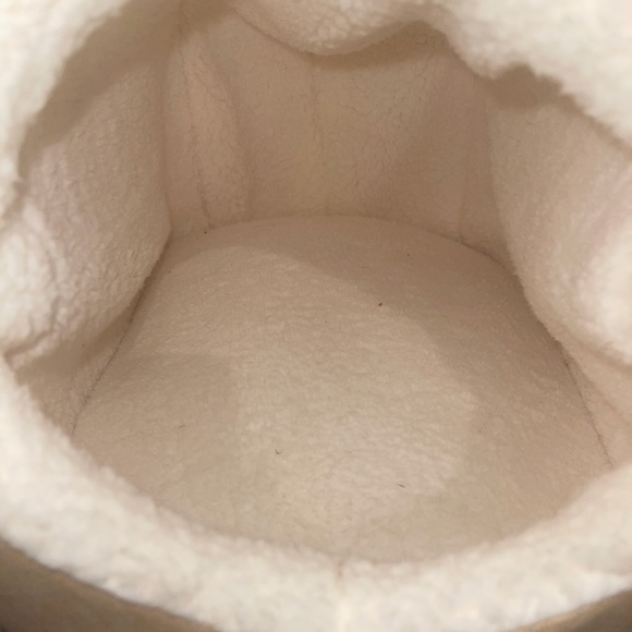 Comfy Fleece Pet bed - Picture 2 of 4